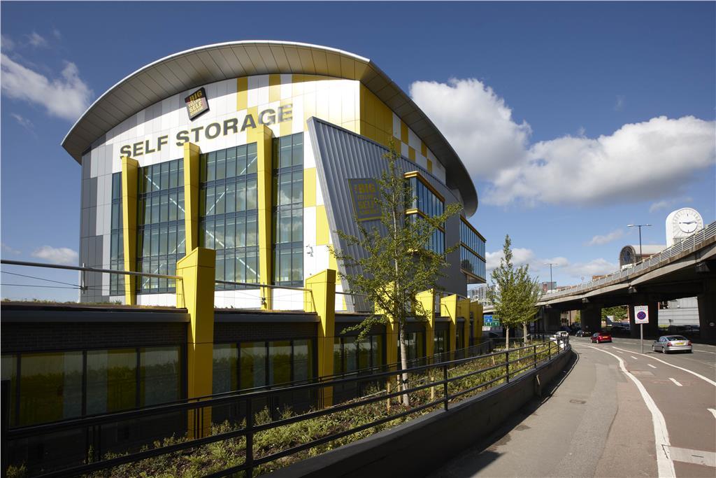 Main image of property: Big Yellow Self Storage Chiswick 961 Great West Road, Brentford, Middlesex, TW8