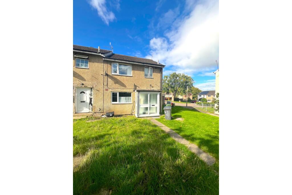 Main image of property: Yeomans Ride, Hemel Hempstead, HP2