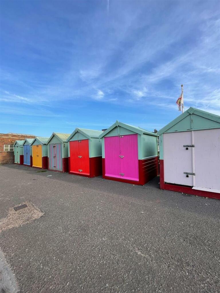 Additional property image - Beach Hut, Western Lawns, Hove