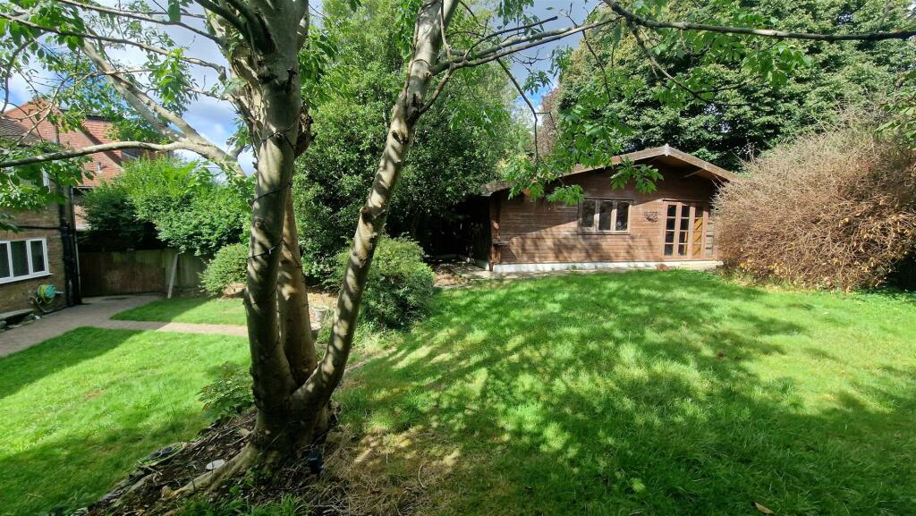 Additional property image - Woodlands, Hove