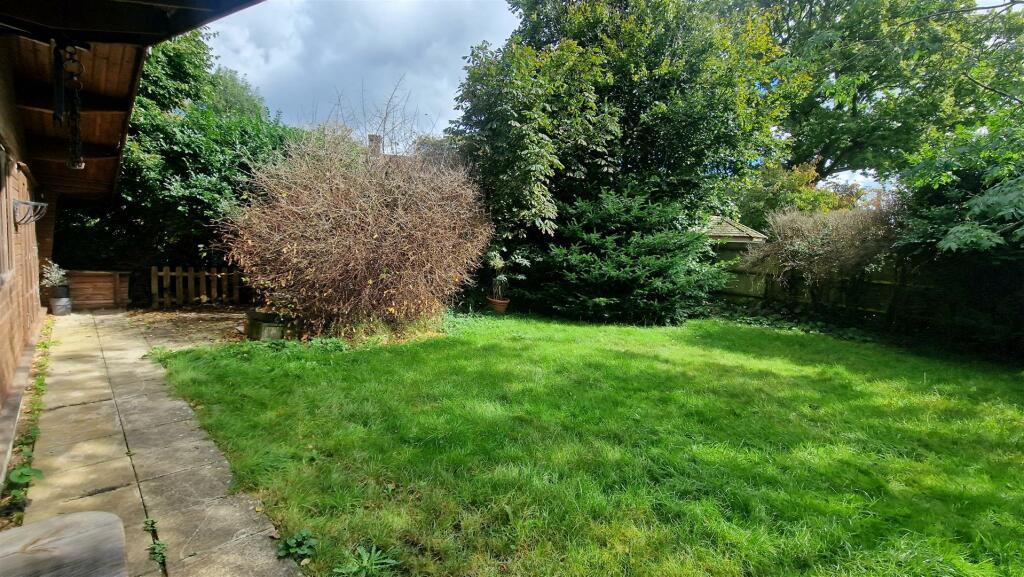 Additional property image - Woodlands, Hove