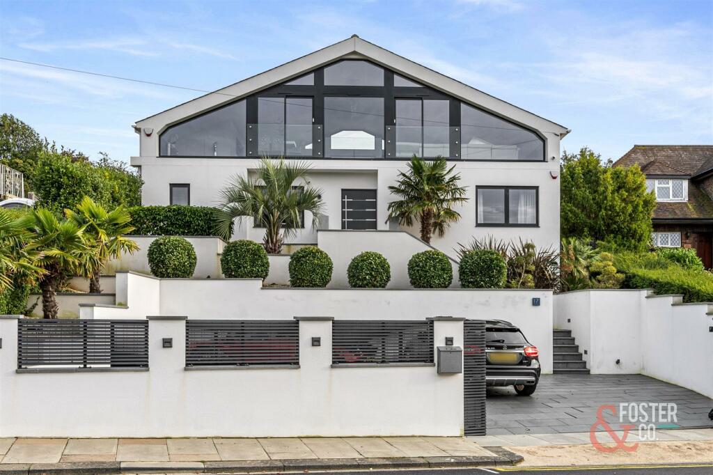 4 bedroom detached house for sale in Hill Drive, Hove, BN3
