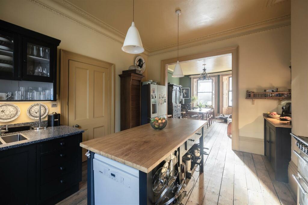Additional property image - Montpelier Place, Brighton