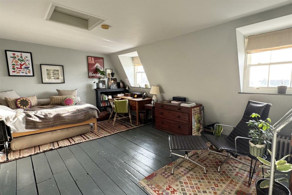 Additional property image - Montpelier Place, Brighton