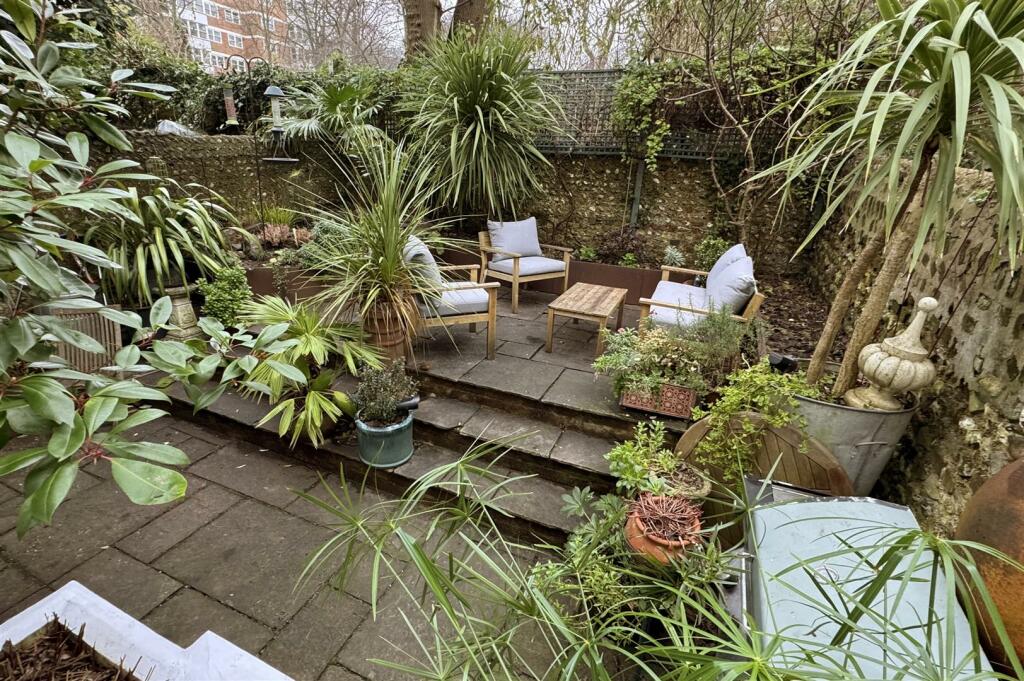 Additional property image - Montpelier Place, Brighton