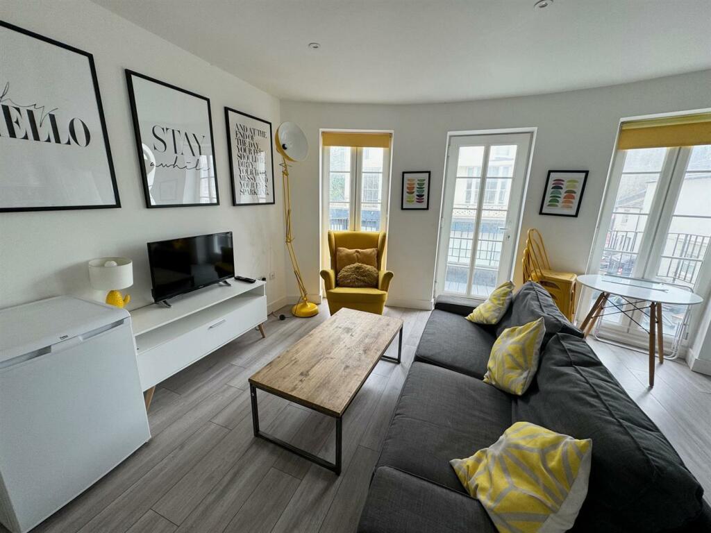 Additional property image - Norfolk Square, Brighton