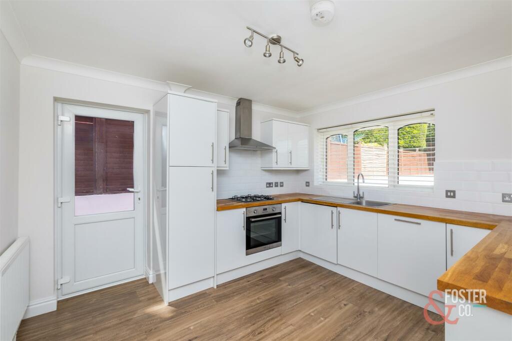 Additional property image - Treetops Close, Brighton