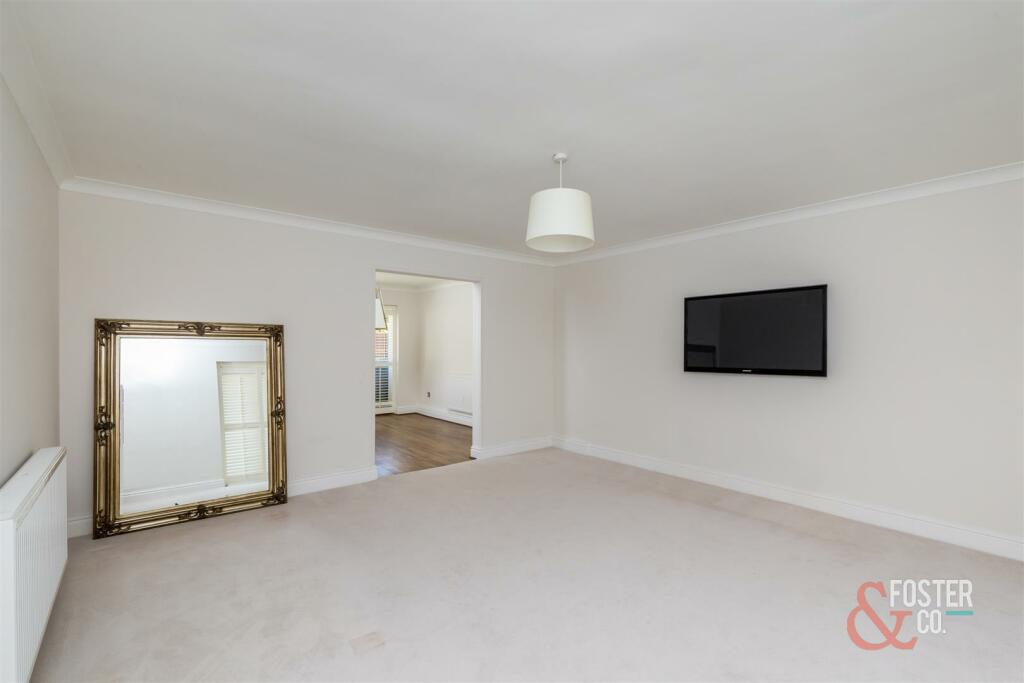 Additional property image - Treetops Close, Brighton