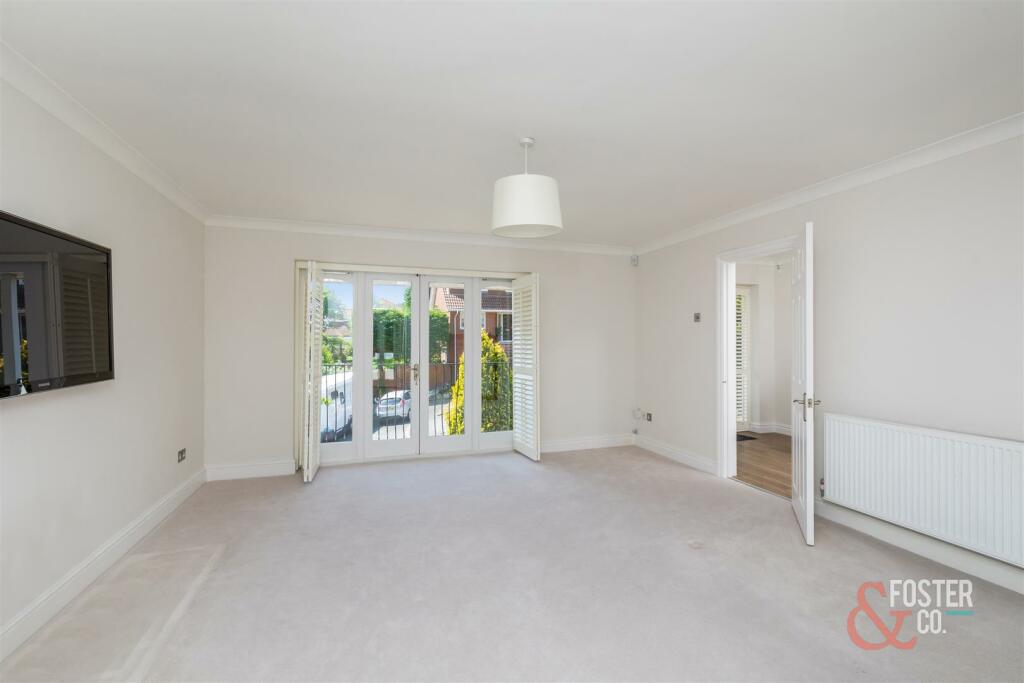 Additional property image - Treetops Close, Brighton