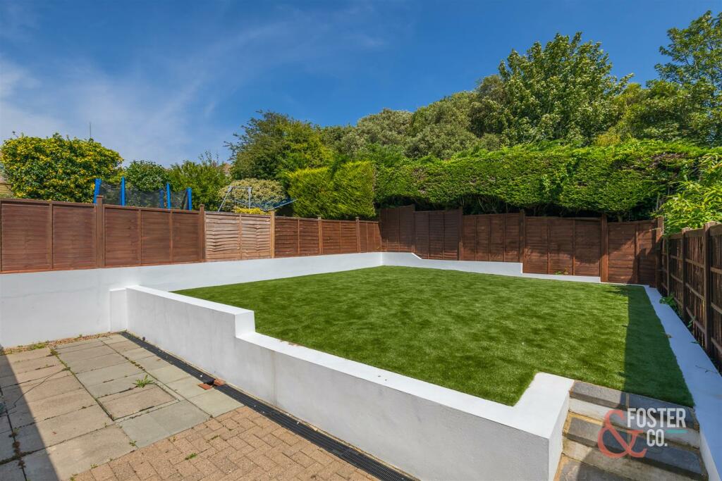 Additional property image - Treetops Close, Brighton