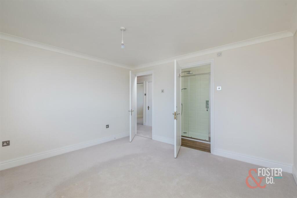 Additional property image - Treetops Close, Brighton