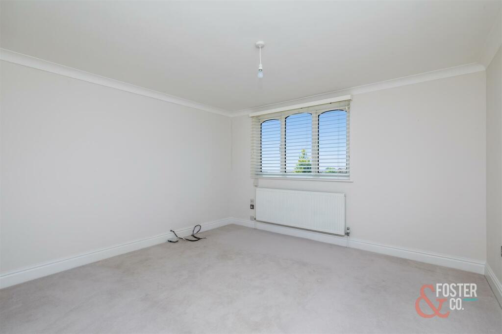 Additional property image - Treetops Close, Brighton