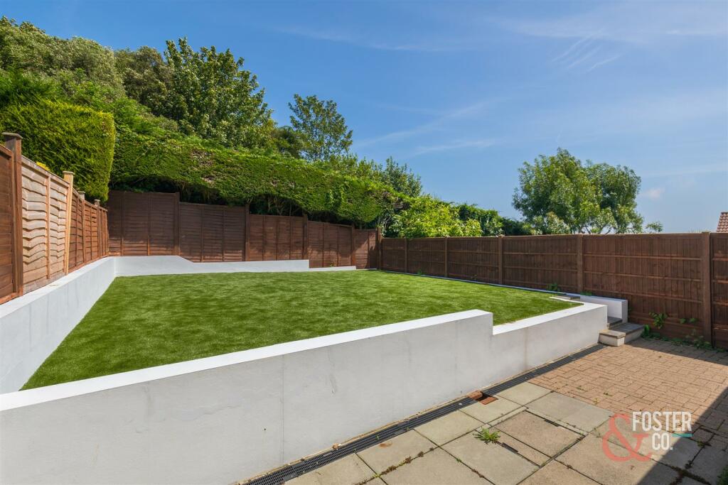 Additional property image - Treetops Close, Brighton
