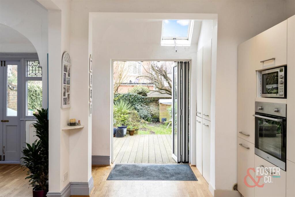 Additional property image - Bigwood Avenue, Hove
