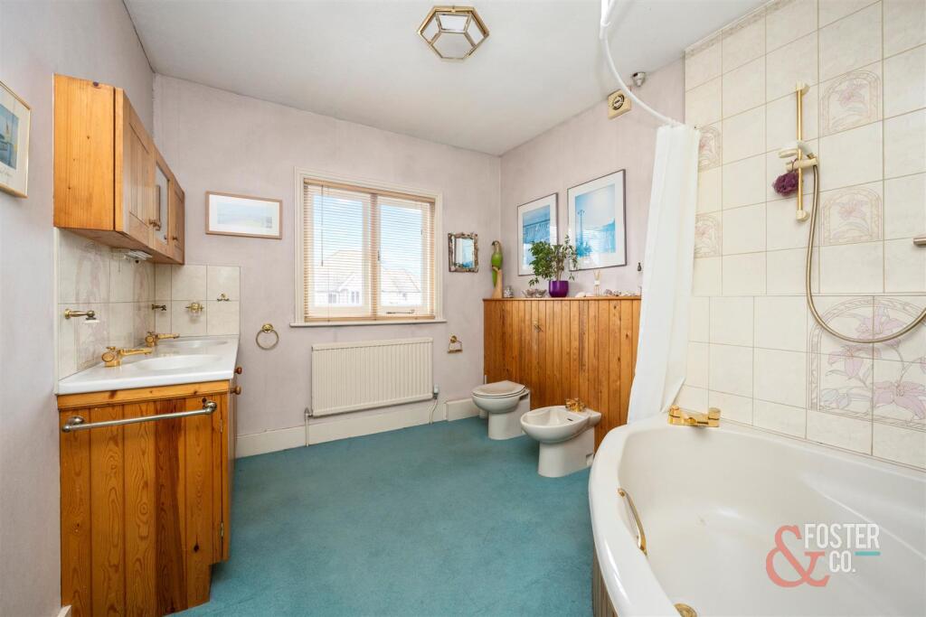 Additional property image - Bigwood Avenue, Hove
