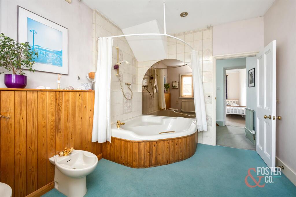 Additional property image - Bigwood Avenue, Hove