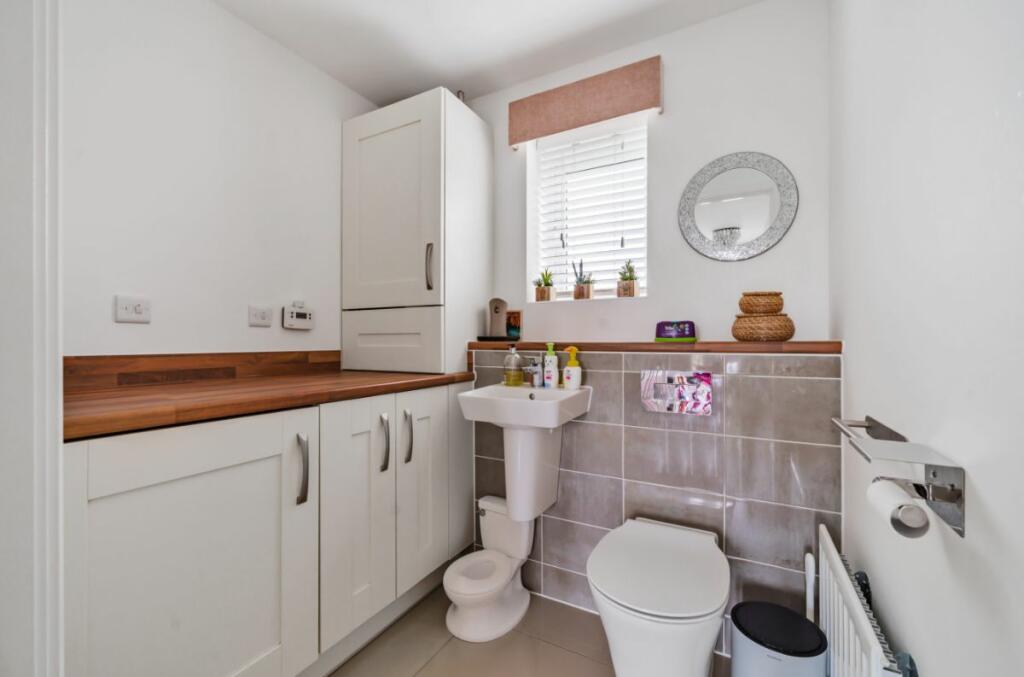 5 bedroom detached house for sale in Burgoyne Avenue, Wootton, Bedford