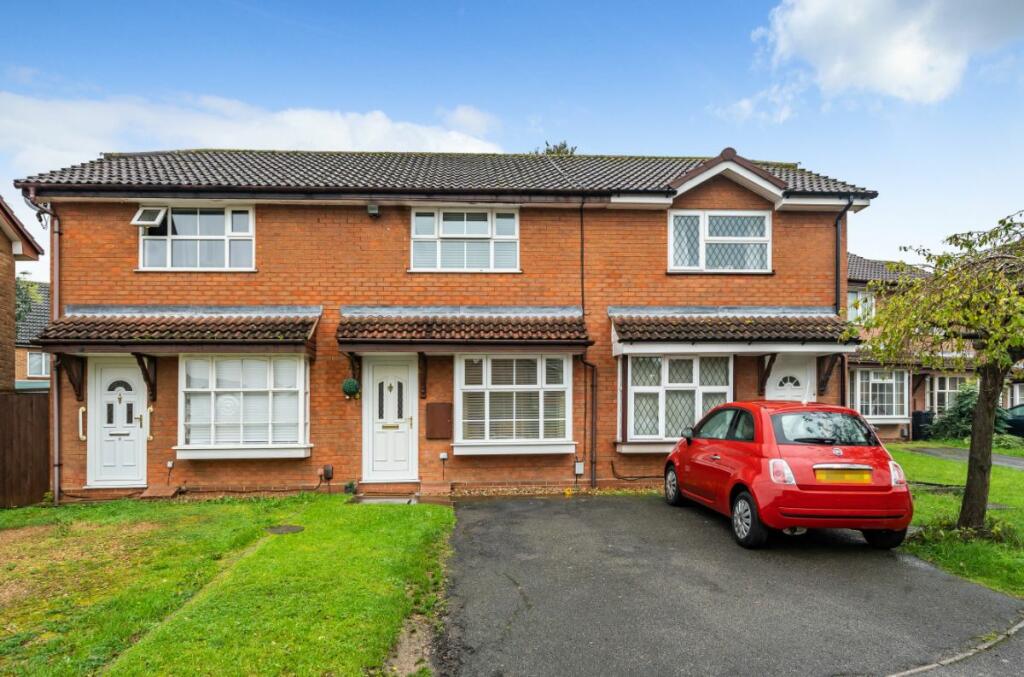 2 bedroom terraced house for sale in Westminster Gardens, Kempston