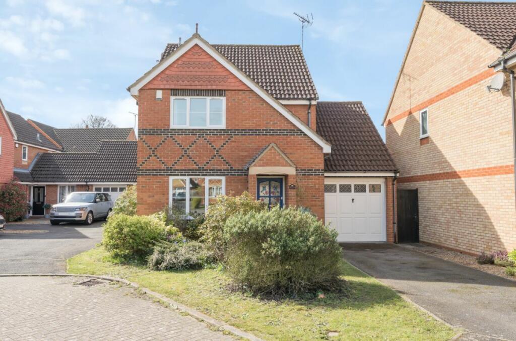 3 bedroom detached house for sale in Deep Spinney, Biddenham, Bedford, MK40