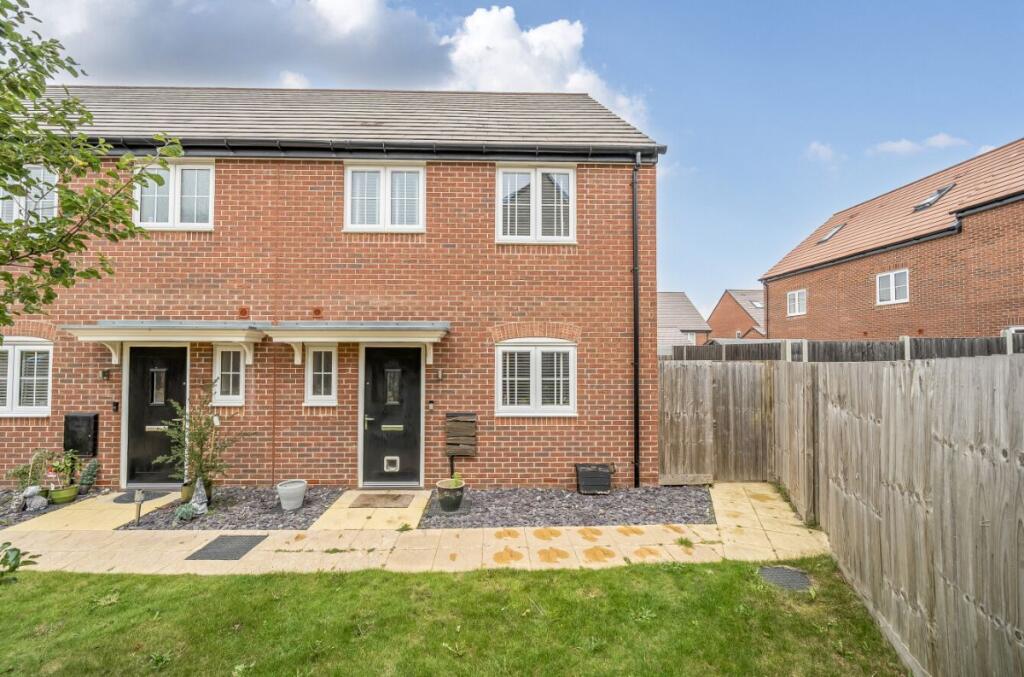 Main image of property: Mandarin Mead, Bedford