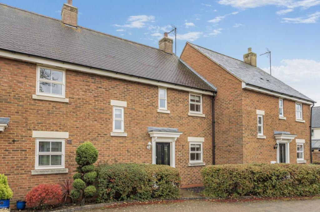 Main image of property: Stonemasons Close, Olney