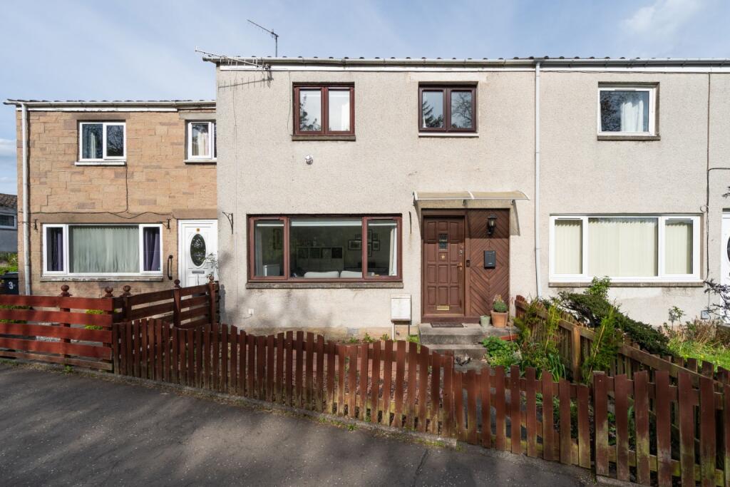 Main image of property: Violet Bank, Peeblesshire, Peebles, EH45
