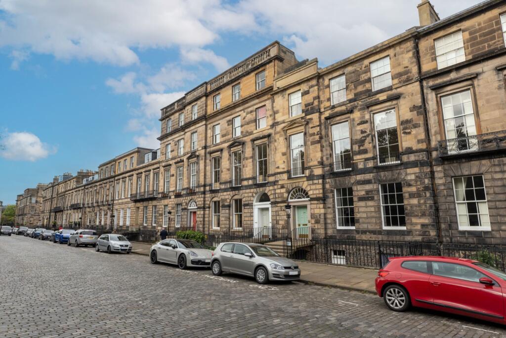 1 bedroom flat for rent in Heriot Row, Newtown, Edinburgh, EH3