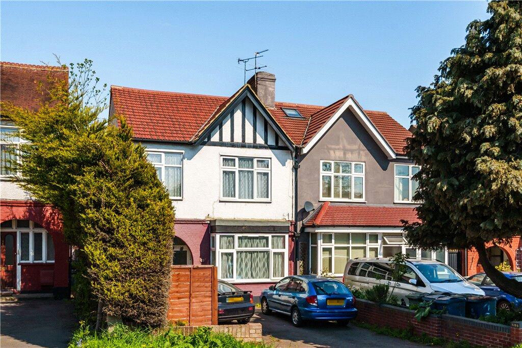 1 bedroom for sale in Whitchurch Lane, Edgware, Middlesex, HA8
