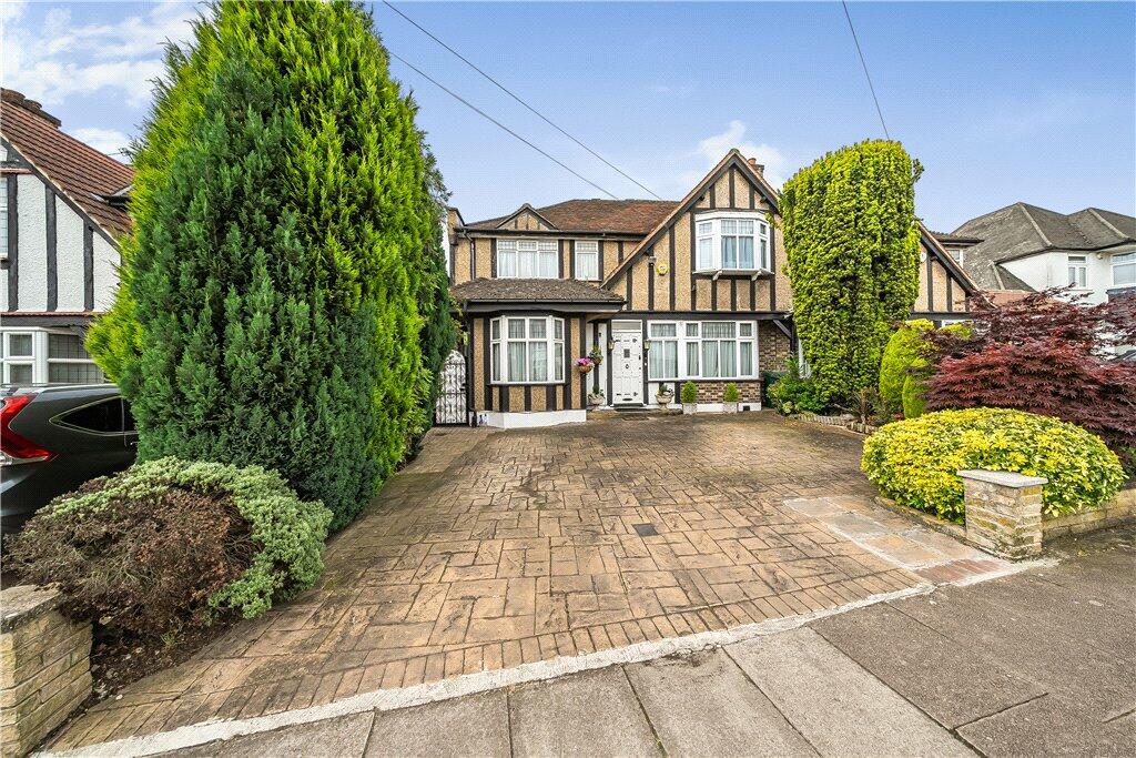 5 bedroom semidetached house for sale in Green Lane, Edgware