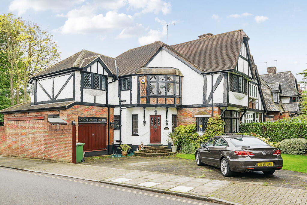Main image of property: Canons Drive, Edgware, Middlesex