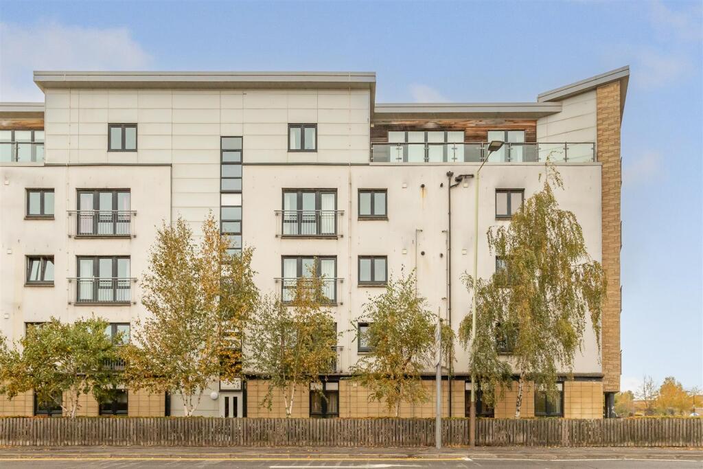 Main image of property: Vasart Court, Perth