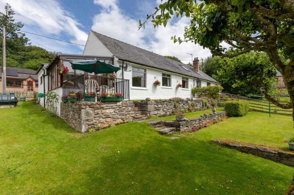 Main image of property: 2 Killiecrankie Cottages, Pitlochry, Perth And Kinross. PH16 5LG