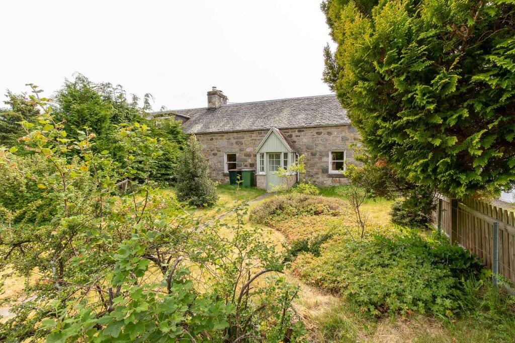 Main image of property: 8 Ballintoul Cottage, Bridge of Tilt, Perth And Kinross. PH18 5SY