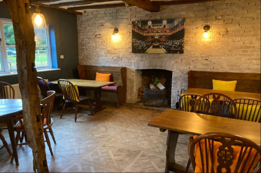 Additional property image - Plough Inn Brockley Green, Sudbury, CO10 8DT