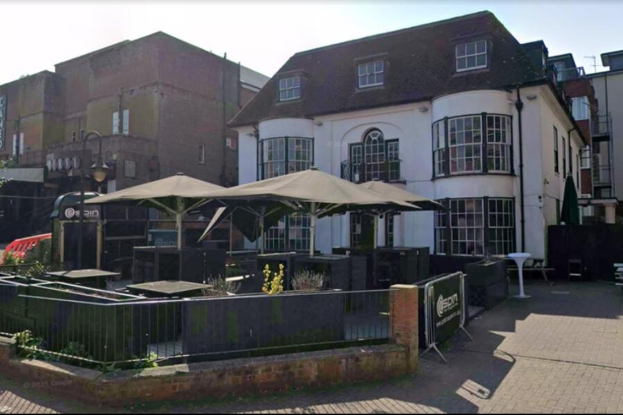 Main image of property: Pure Lounge 10 London Street, Andover, SP10 2PA
