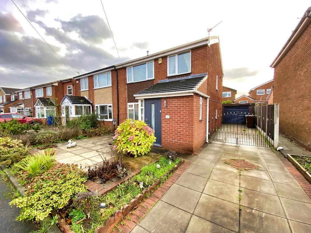 3 bedroom semidetached house for sale in Abbey Road, Lowton, WA3