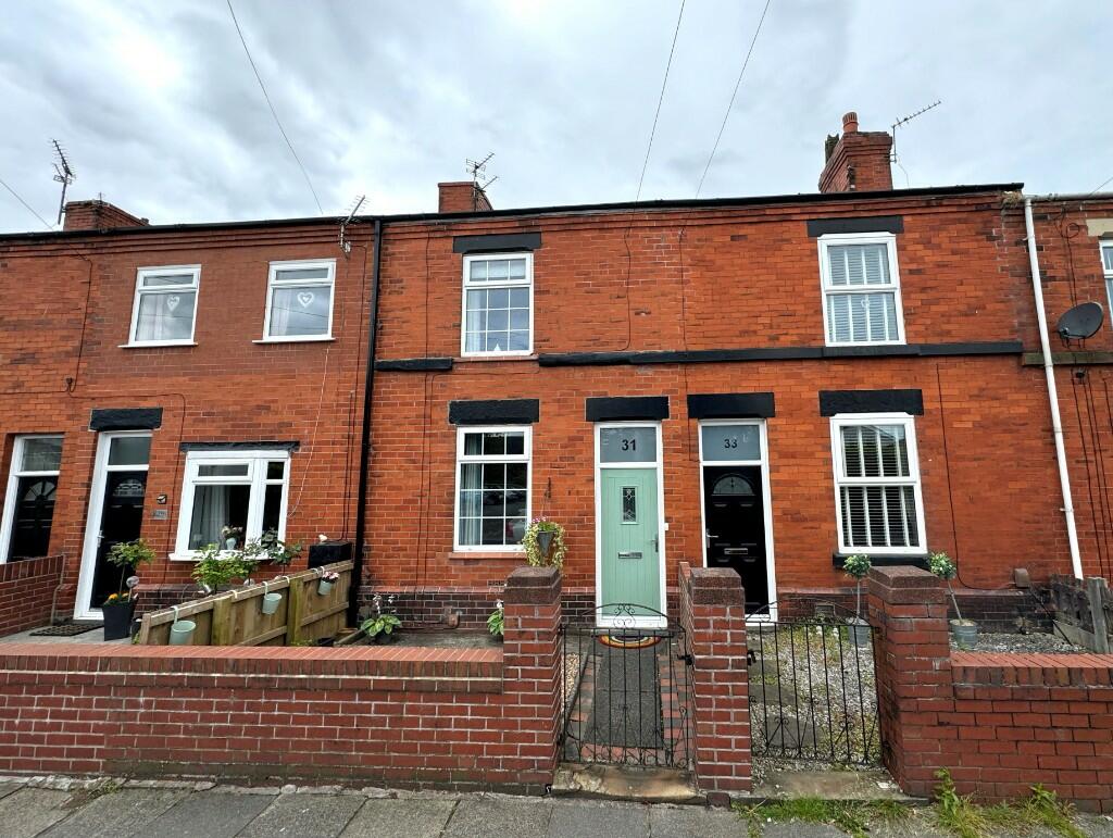2 bedroom terraced house for sale in Sandy Lane, Lowton, WA3