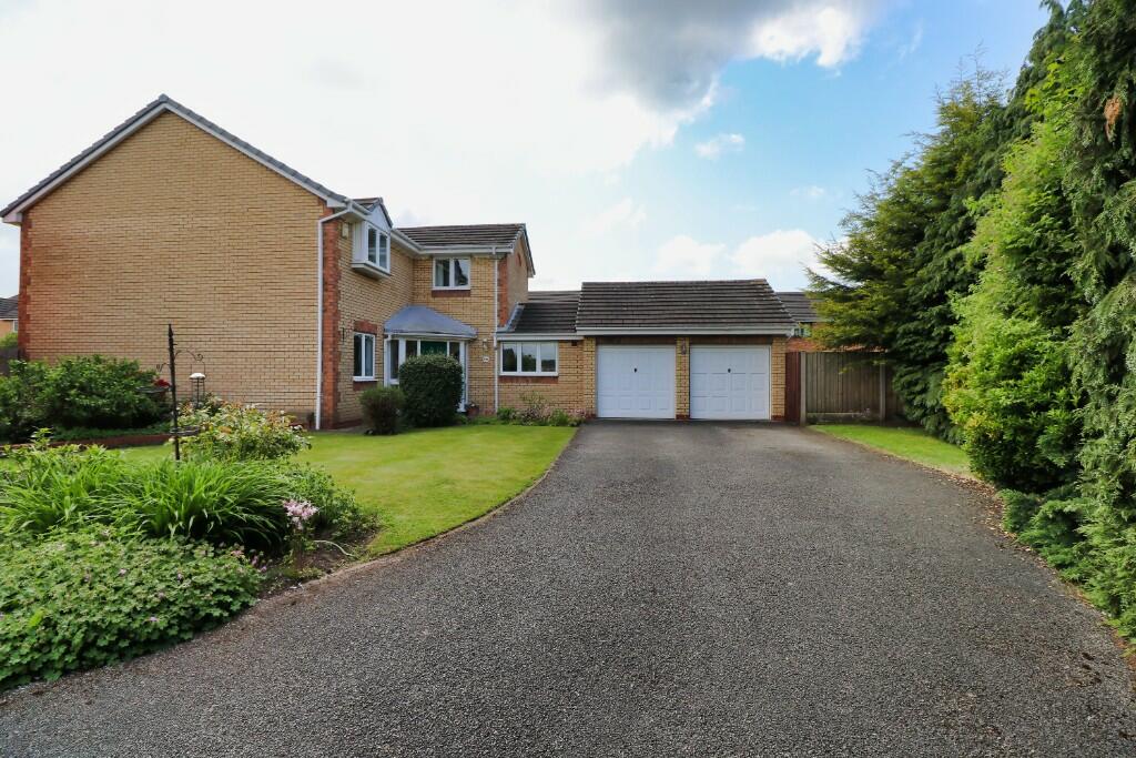 4 bedroom detached house for sale in Redstart Close, Lowton, WA3