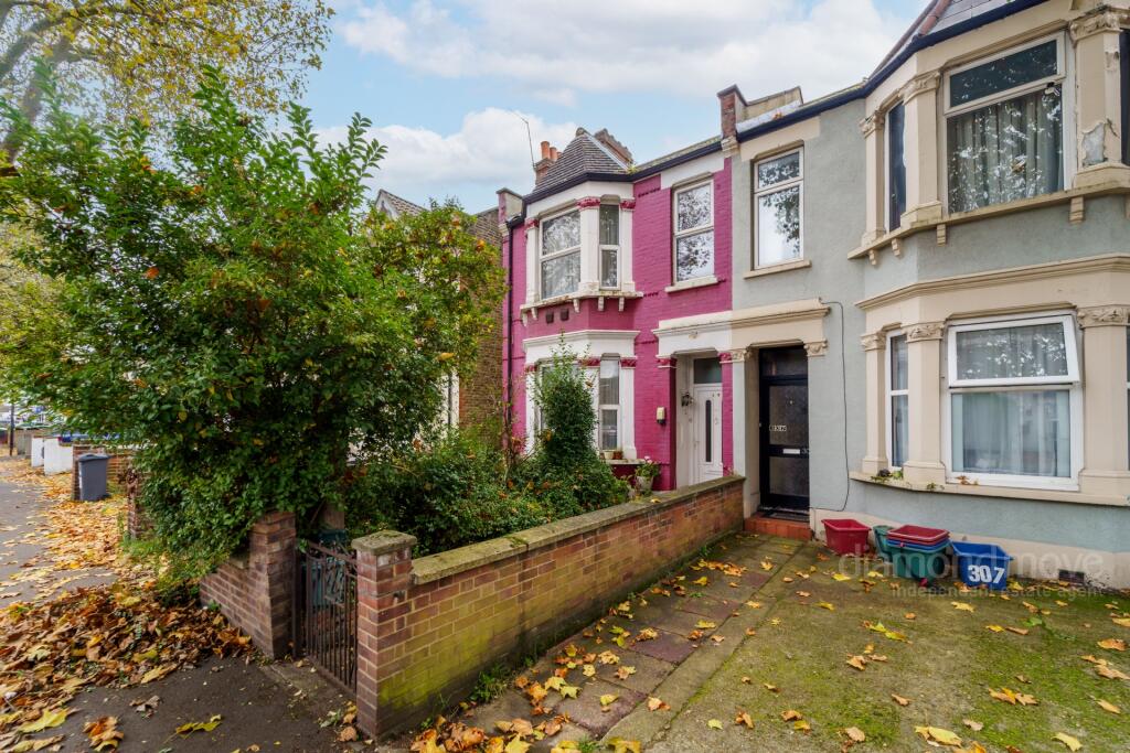 Main image of property: Hanworth Road, Hounslow, TW3