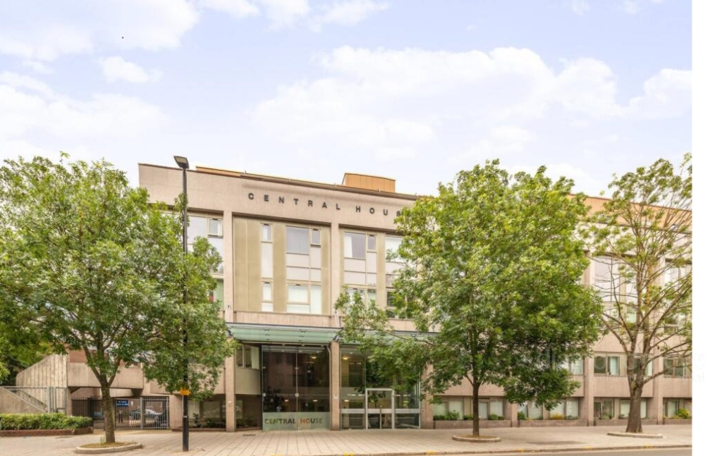 Main image of property: Lampton Road, Hounslow, TW3