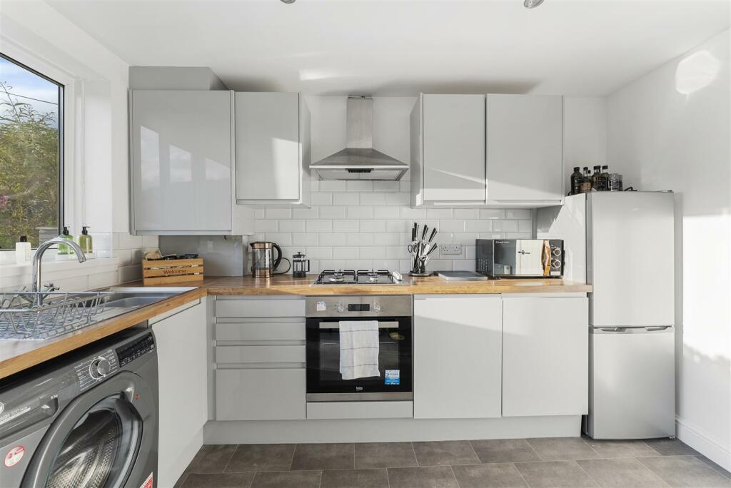 Additional property image - Upper Alma Place, Pentre
