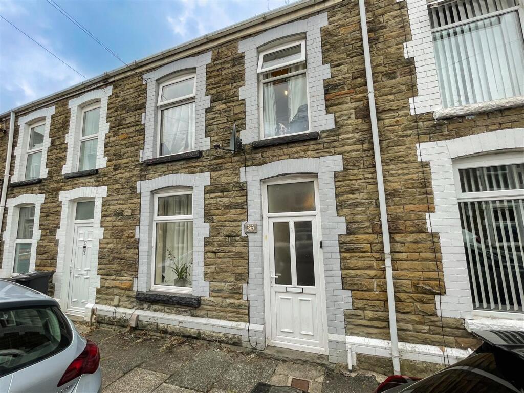 Main image of property: Penrhiwtyn Street, Neath