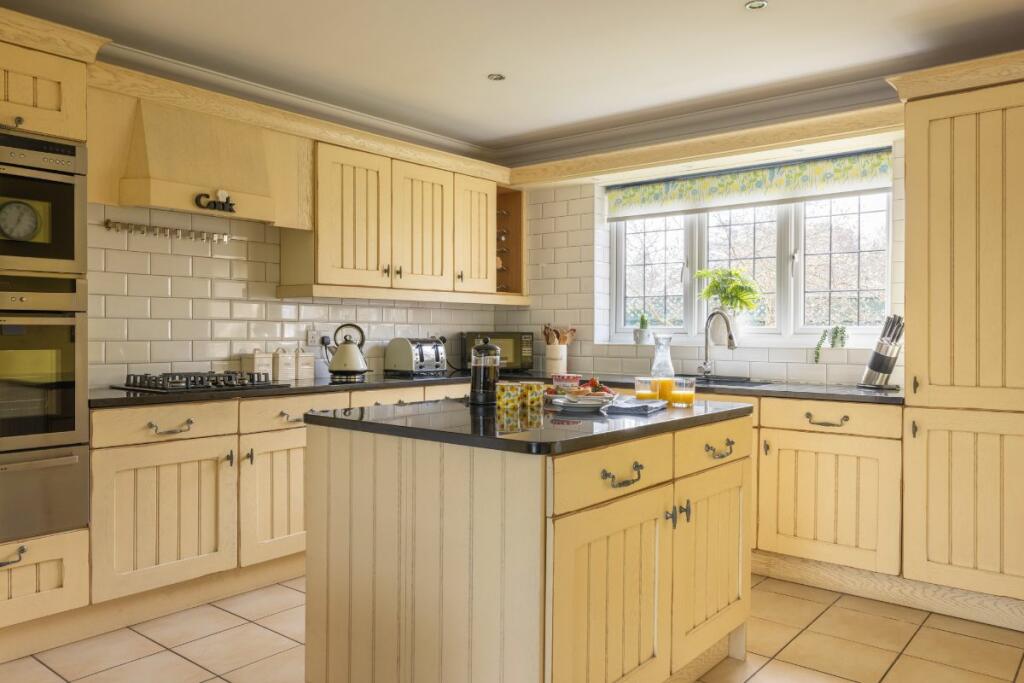 Additional property image - Willingdon Road, Eastbourne
