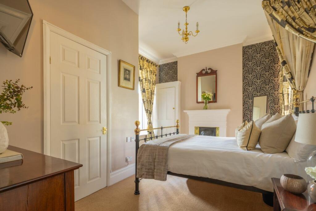 Additional property image - Royal Parade, Eastbourne