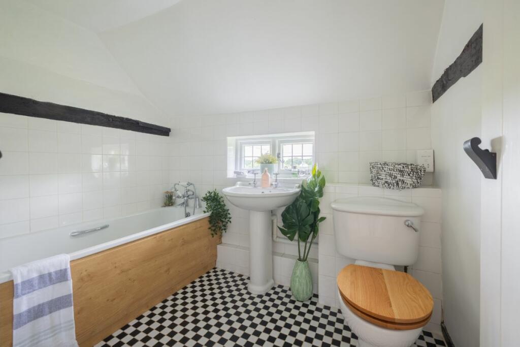 Additional property image - Upper Dicker, Hailsham