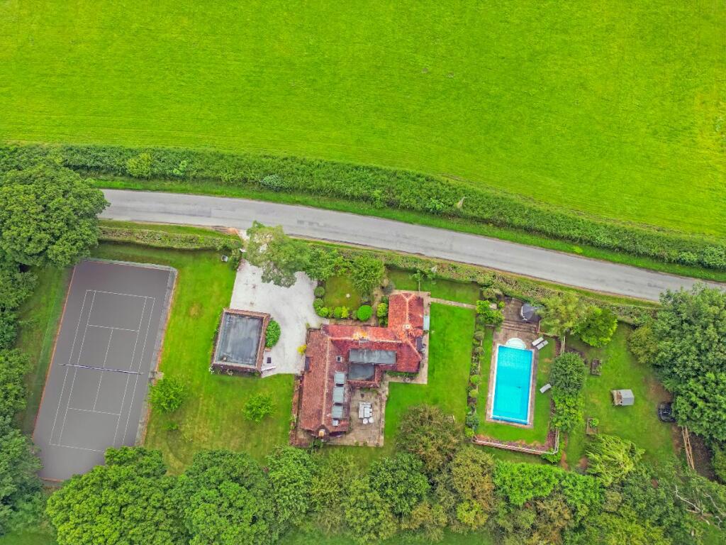 Additional property image - Upper Dicker, Hailsham