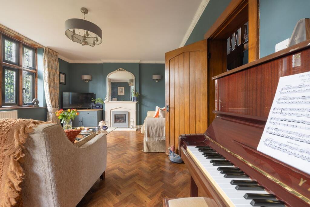 Main image of property: Old Town, Eastbourne