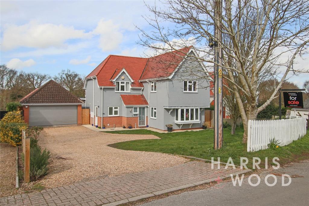 4 bedroom detached house for sale in Ferry Road, Fingringhoe