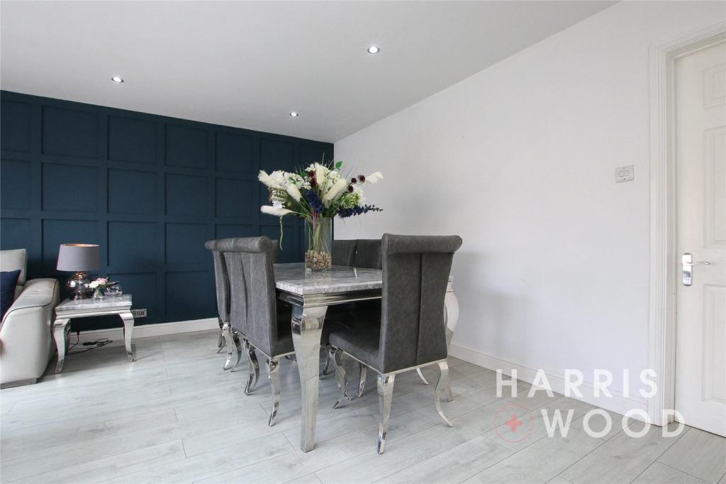 4 bedroom detached house for sale in Ferry Road, Fingringhoe