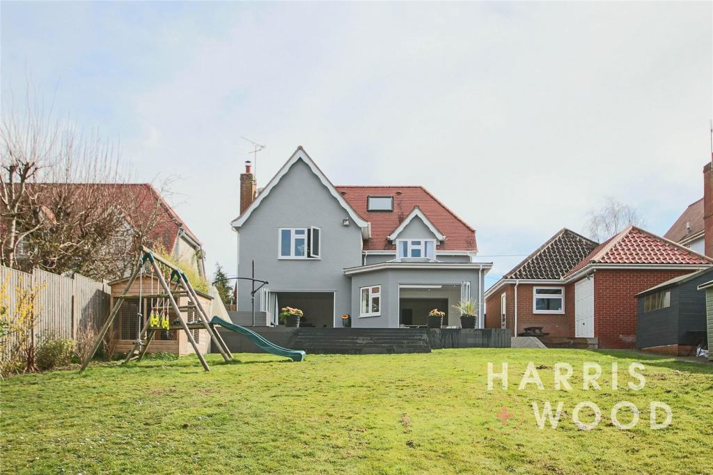 4 bedroom detached house for sale in Ferry Road, Fingringhoe